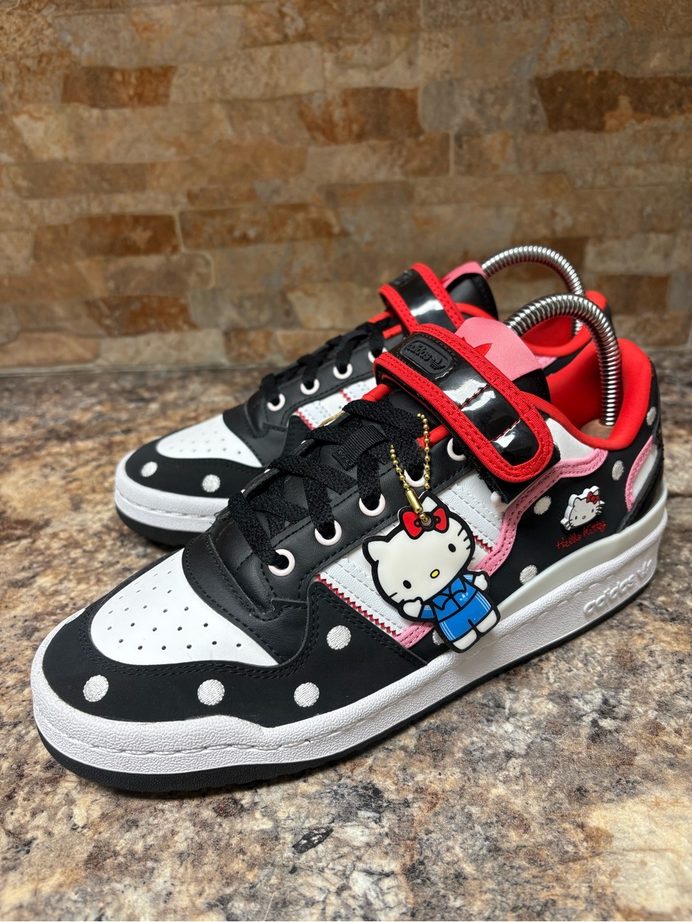 Adidas X Hello Kitty Sanrio Forum Low GW7167 Size 7.5